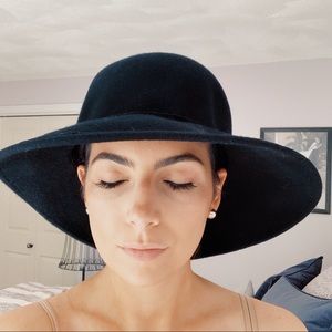 Black felt hat